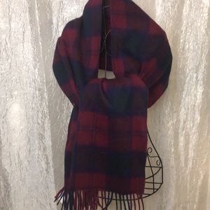 McCABE unisex wool scarf